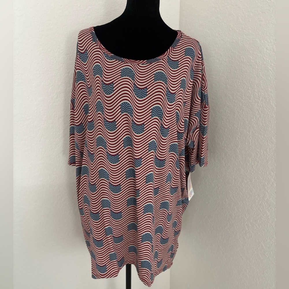 LuLaRoe Irma American Flag theme Print Oversized Tunic Top – Size 2XL – NWT - Picture 7 of 11
